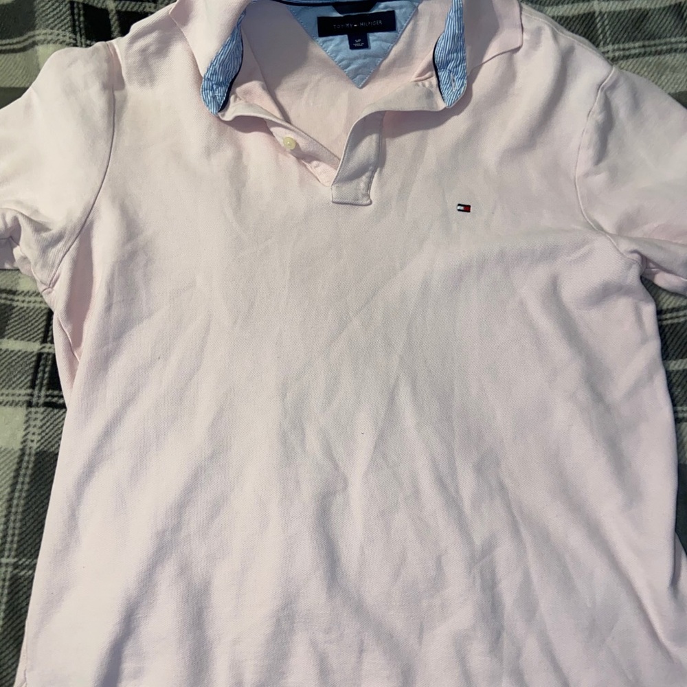 Woman’s Tommy Hilfiger Shirt